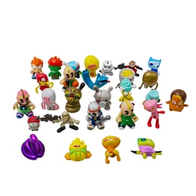 (27 pcs) Assorted Kidrobot Figures