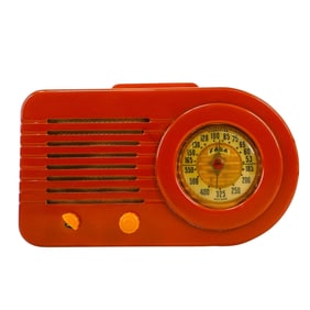 Fada Catalin Butterscotch Bullet Radio