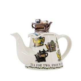 Paul Cardew (1947-, British) Special Collectors Edition Teapot