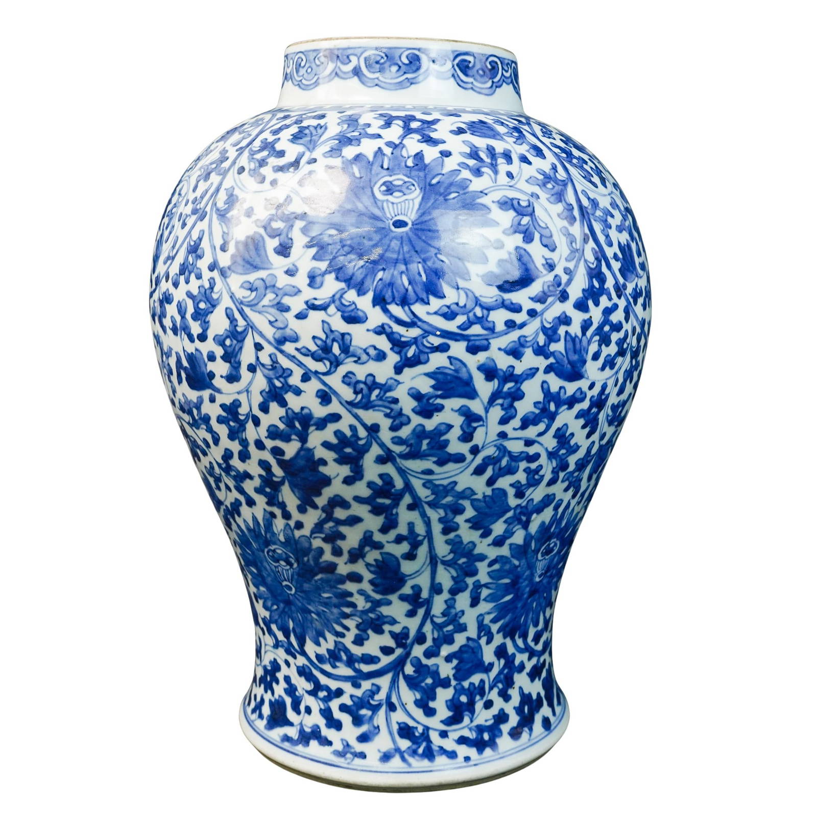 Chinese Kangxi Period Blue and White Porcelain Baluster Vase