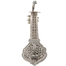 Middle Eastern Ornate Miniature Handmade Silver Sitar Box