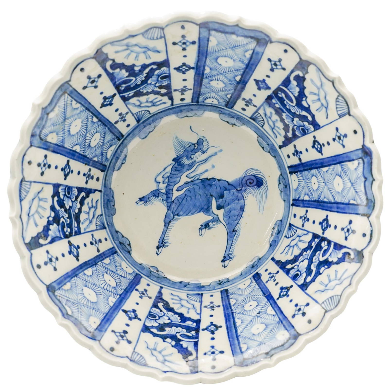 Japanese Edo Period Blue And White Porcelain Bowl