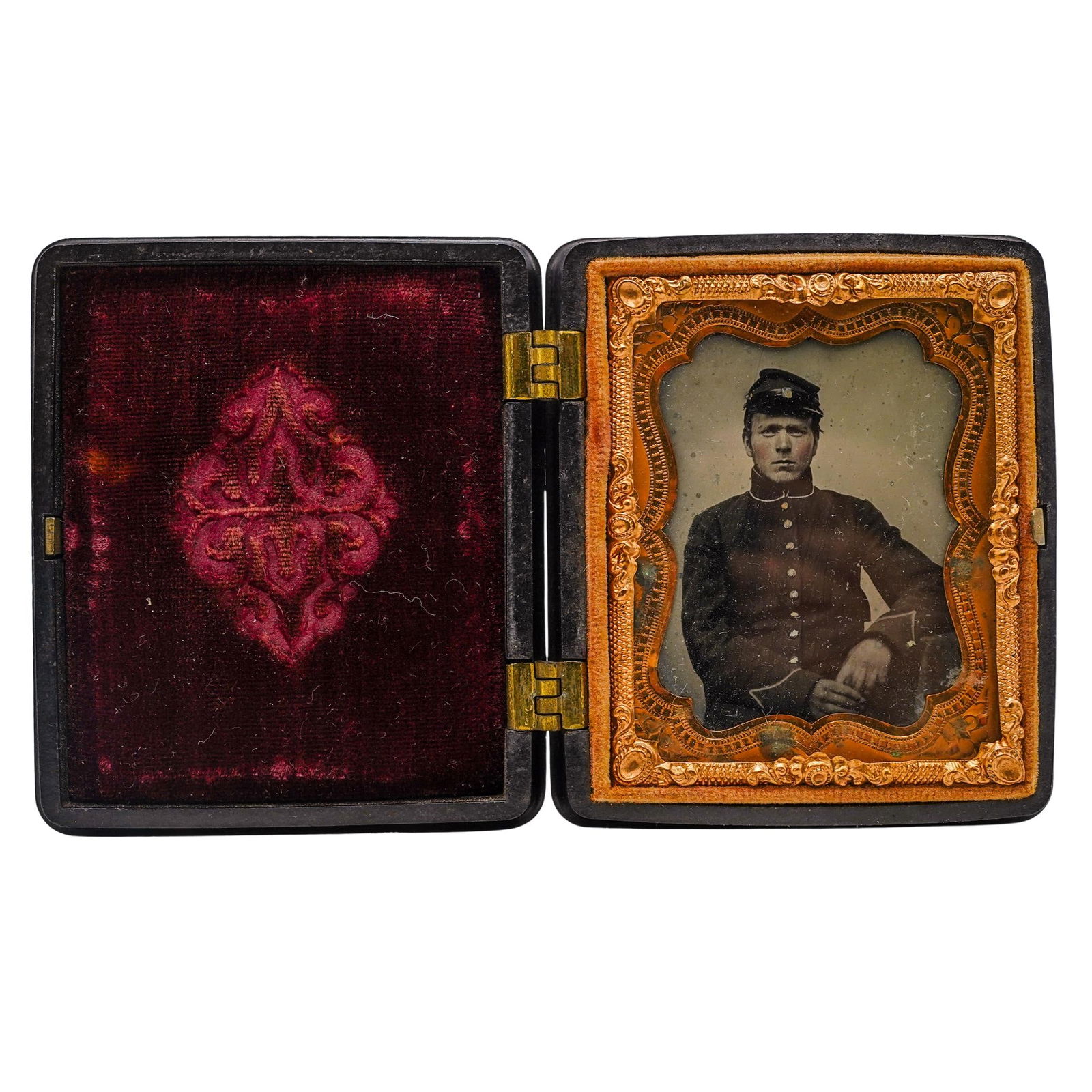 Antique Civil War Soldier Ambrotype Photo (1 of 4)