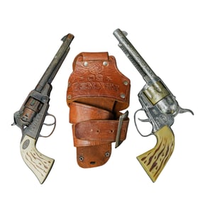 (2 Pc) Vintage Revolver Replicas