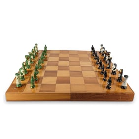 (33 Pc) Porcelain Chess Set W/ Wooden Board