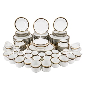(89 Pc) Richard Ginori Porcelain Dinnerware Set