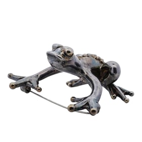 Joe Eustace Zuni Sterling Silver Frog Brooch