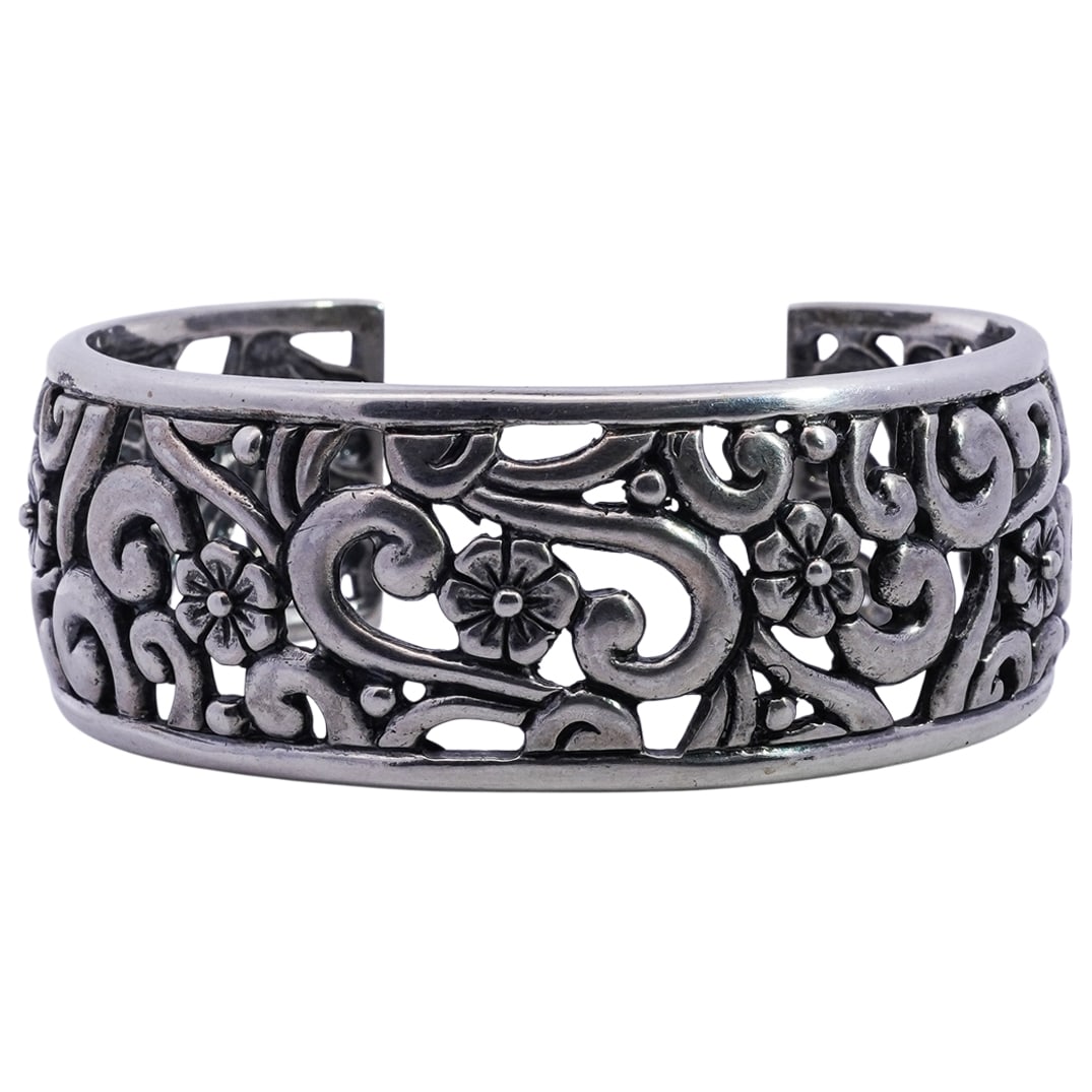 (2 Pc) Pair of Sterling Silver Bracelets (1 of 8)