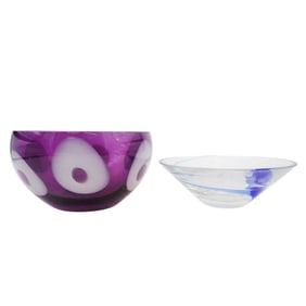 (2 Pcs) Art Glass Bowls