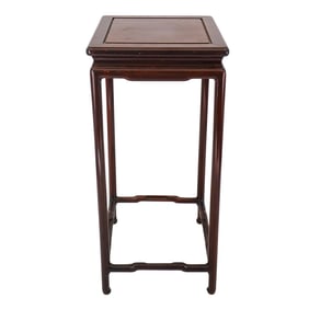 Hardwood Pedestal