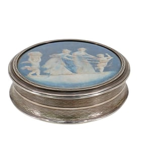 Antique Ghiso Swiss Round Silver Metal Snuff Box