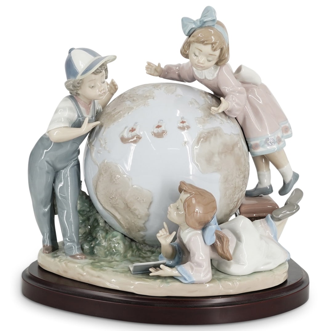 Limited Edition Lladro "The Voyage of Columbus" Porcelain Figurine: Limited Edition Lladro "The Voyage of Columbus" Porcelain Figurine 20th century, Spain TITLE: Limited Edition LLadro "The Voyage of Columbus" porcelain group figurine. With base and box. SERIAL #:0100
