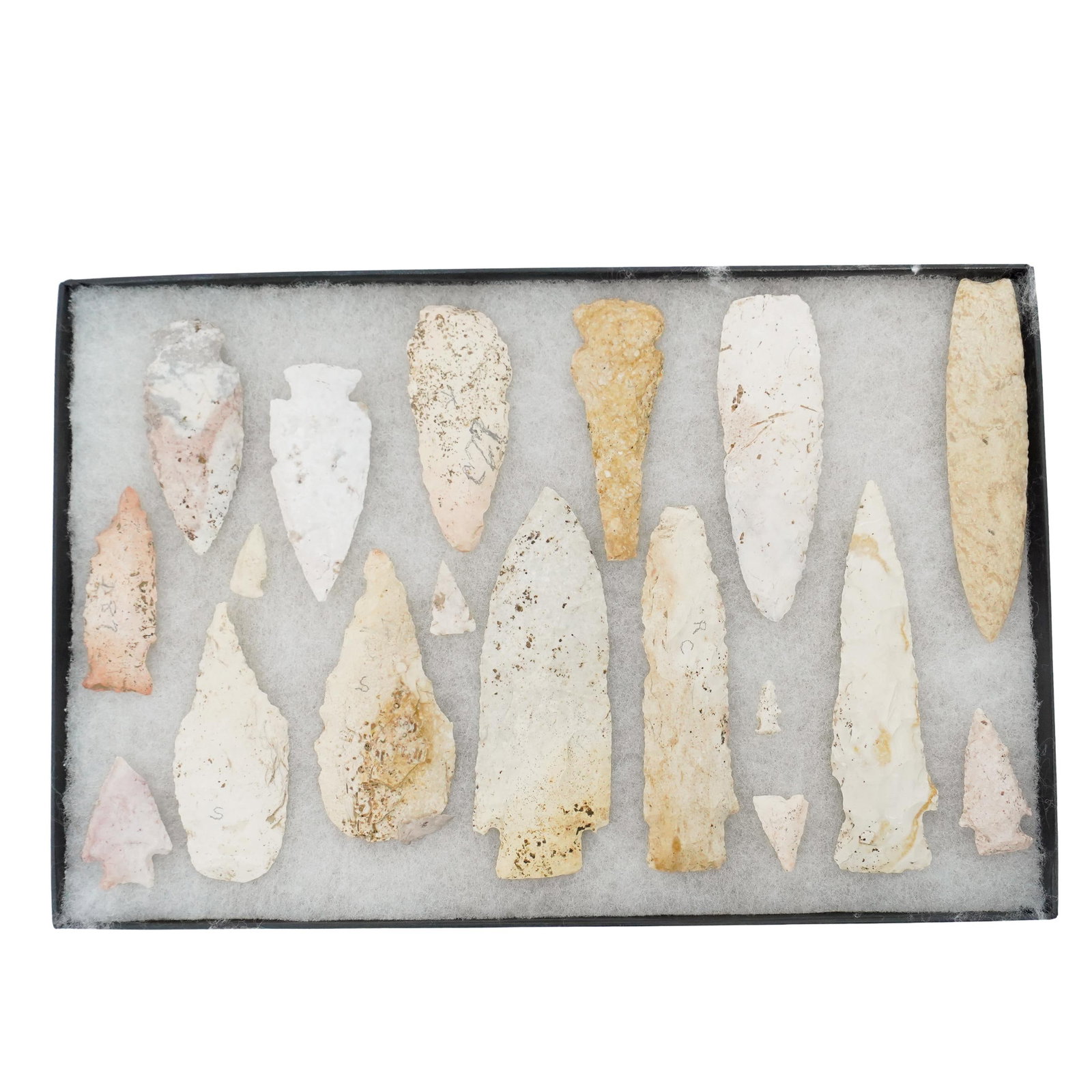 (19 Pc) Antique Native American Arrowheads Collection (1 of 3)