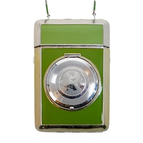 Art Deco Green Enamel Compact Purse