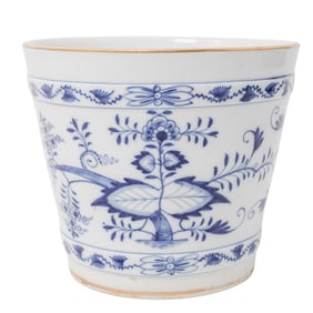 Antique Meissen "Blue Onion" Porcelain Planter