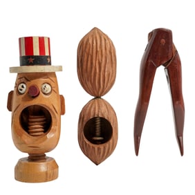 (3 Pcs) Vintage Wooden Nut Crackers