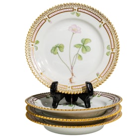 (4 pcs) Royal Copenhagen "Flora Danica" Bread Plates