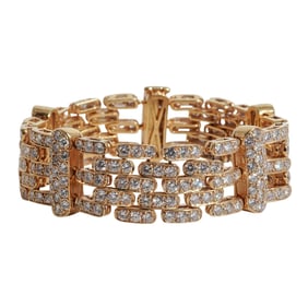 Elegant 18k Gold and Diamond Link Bracelet