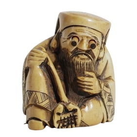 Meiji Japanese Carved Bone Shocked Eyes Netsuke