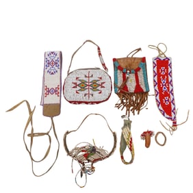 (7 pcs) Assorted Native American Beaded Wares