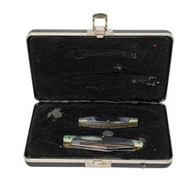 (2 Pc) Vintage Buck 307 & Buck 303 Stockman Pocket Knives