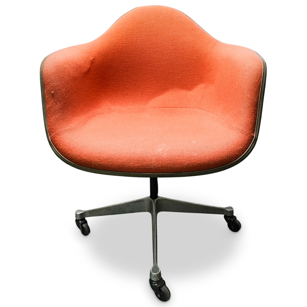 Vintage Herman Miller Eames Desk Chair (1 of 8)