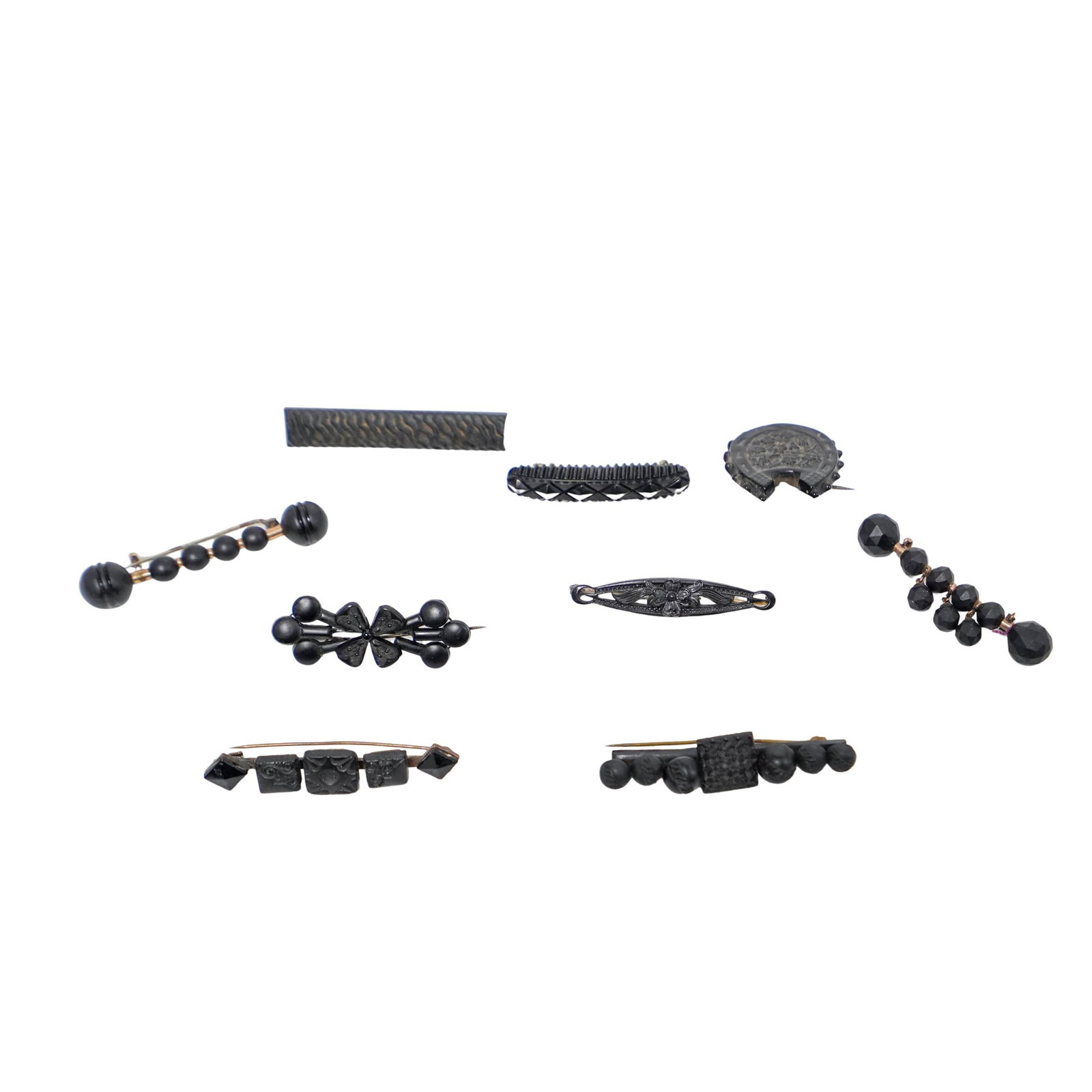 (9 Pc) Victorian Carved Jet Brooches (1 of 7)