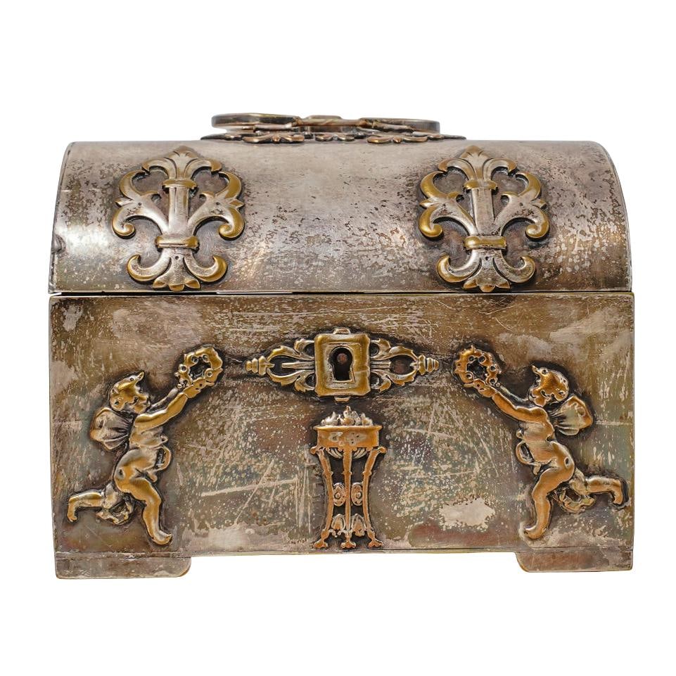 Silver Plated Cherub Casket Box (1 of 6)
