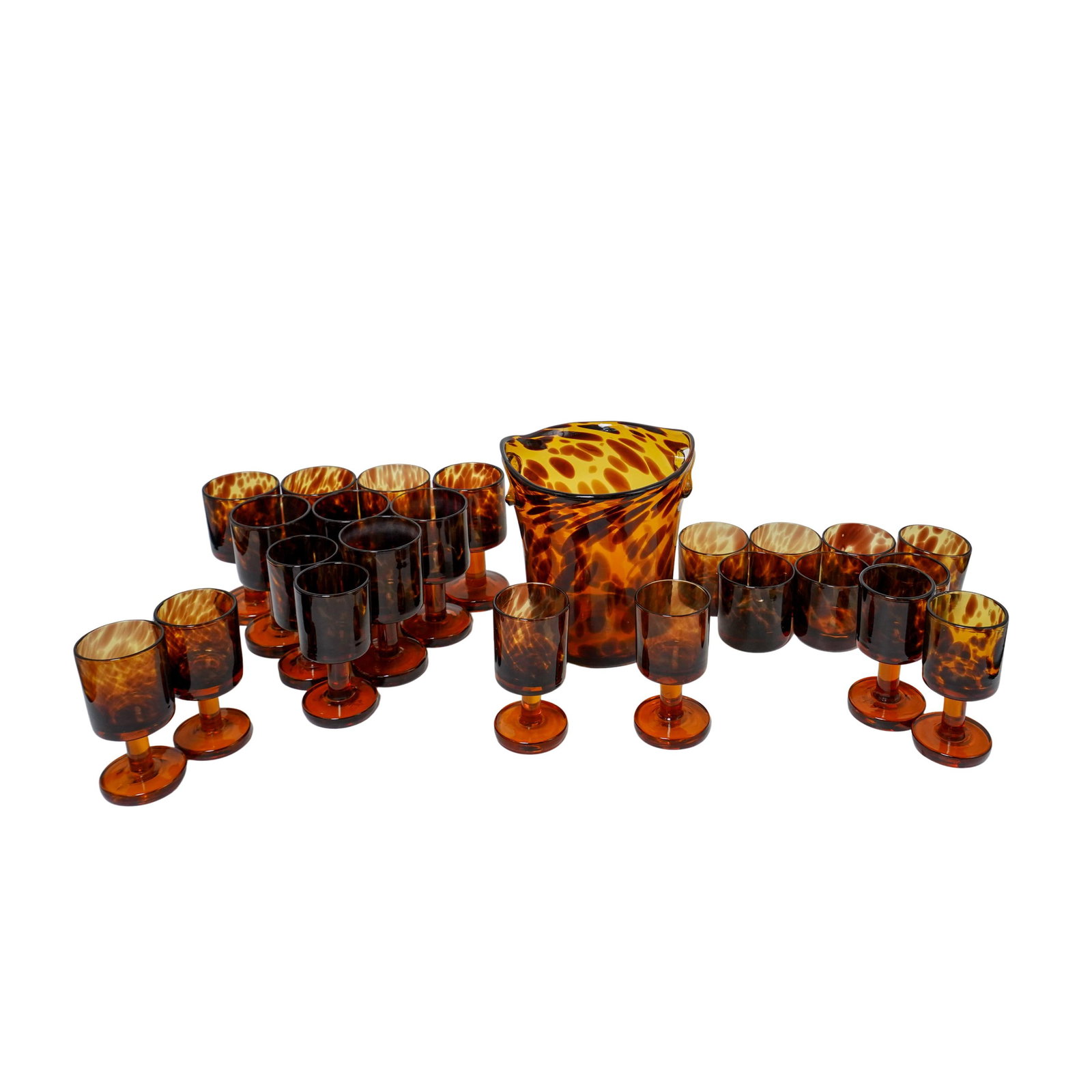 (24 Pc) Christian Dior Style Vintage Tortoise Pattern Glassware Set: (24 Pc) Christian Dior Style Vintage Tortoise Pattern Glassware Set 20th Century (24 Pc) Vintage heavy weight glassware set with a tortoiseshell pattern, including: one (1) ice bucket, (8 Pc) eight st