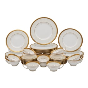 (50 Pc) Minton Porcelain "Buckingham" Dinnerware Set