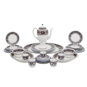 (39 Pc) Wedgwood Florentine Porcelain Partial Dinnerware Set