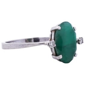 18k White Gold Emerald and Diamond Ring