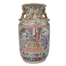 Chinese Rose Medallion Porcelain Vase