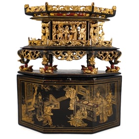 19th cent. Chinese Lacquered Gilded Wooden Altar Shrine