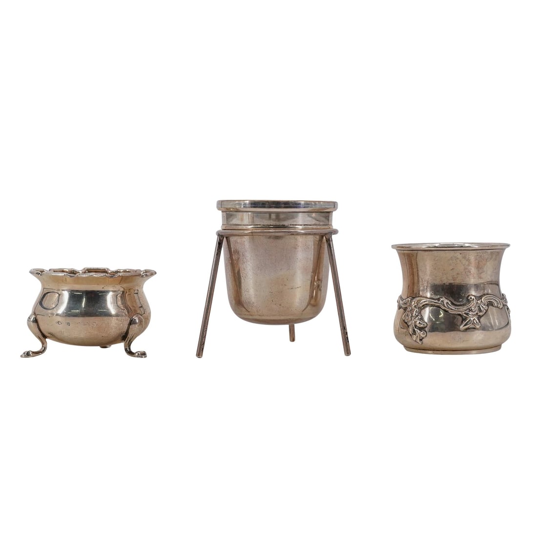 (3 pcs) Hallmarked Sterling Silver Salt Cellars (1 of 11)