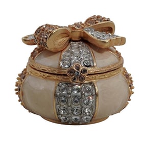Jay Strongwater Ribbon Pill Box
