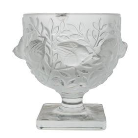 Lalique Crystal "Elizabeth" Vase