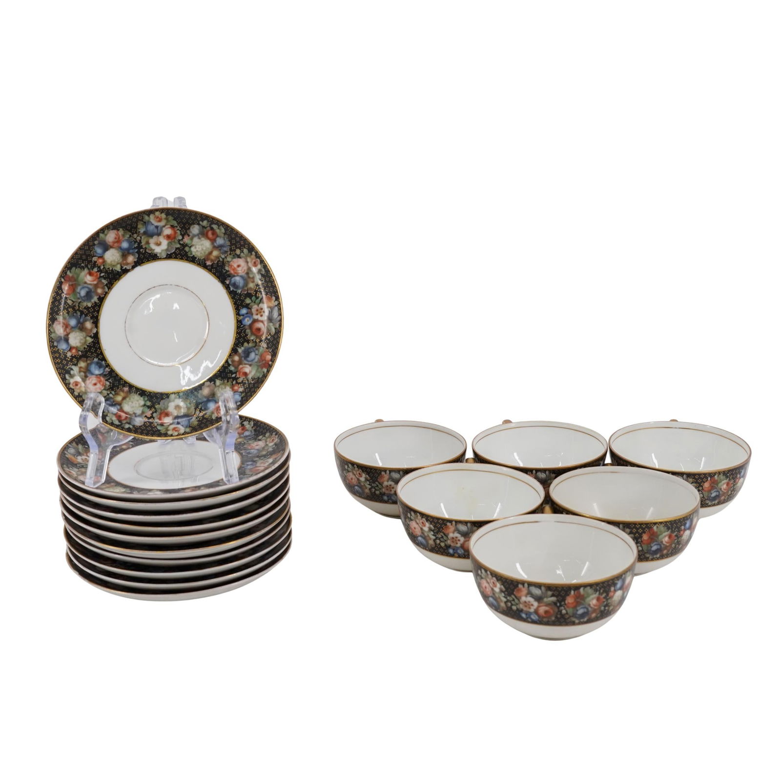 (17 pcs) Rosenthal Porcelain Cups and Saucers (1 of 7)