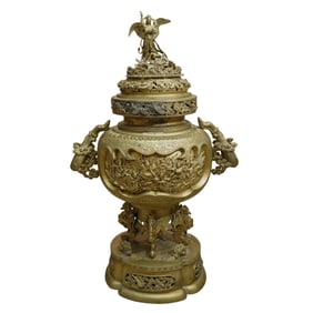 Large World's Fair Japanese Bronze Meiji Censer Karyobinga