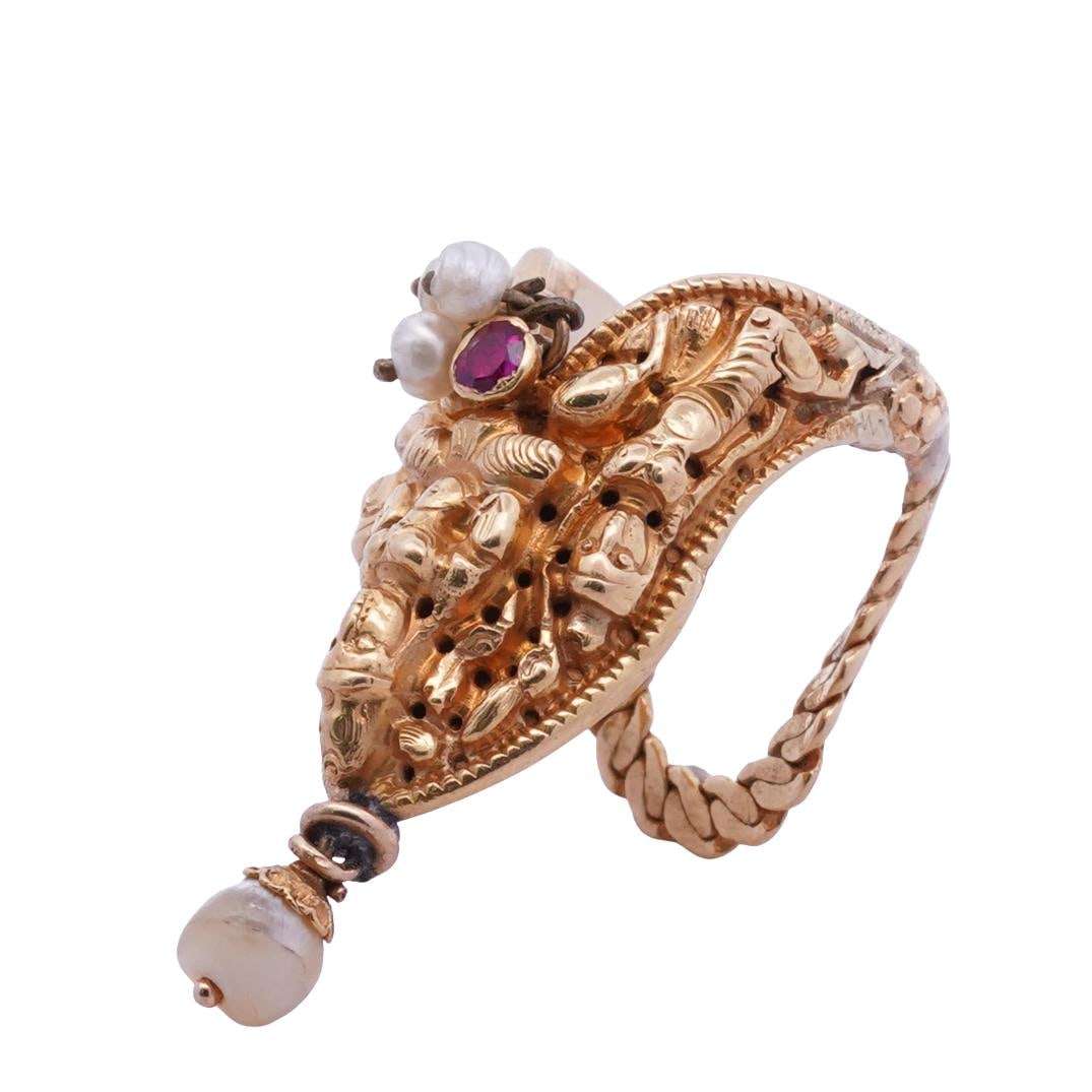 Indian Mughal High Karat Gold 22k Jeweled Fingernail Ring