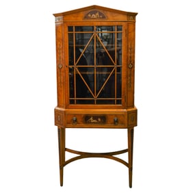 Royal Furniture Co. Sheraton Style Curio Cabinet