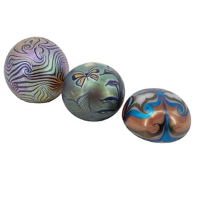 (3 Pc) Robert Eickholt / Orient & Flume Art Glass Paperweights