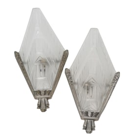 Pair of French Art Deco Verrerie Des Hanots Frosted Glass and Metal Wall Sconces