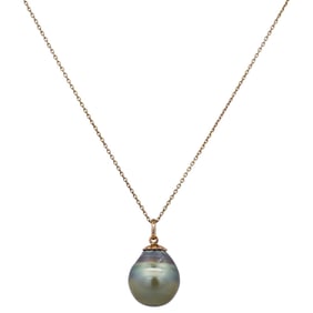 14k Gold and Tahitian Pearl Pendant Neklace