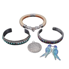 (5 pcs) Assorted Silver and Sterling Jewelry