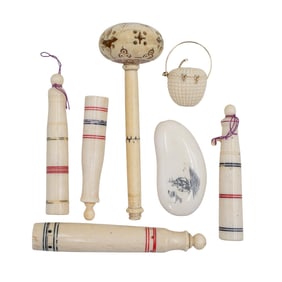 (7 pcs) Antique Scrimshaw and Bone Grouping