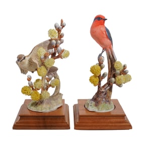 Pair of Royal Worcester Dorothy Doughty Vermilion Flycatcher Porcelain Bird Statues
