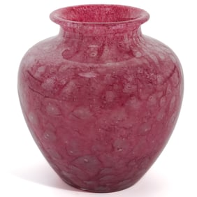 Steuben Glass Pink "Amethyst Cluthra" Vase