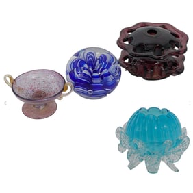 (4 Pc) Vintage Art Glass Grouping