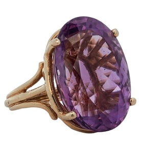 14K Gold and 25ct Amethyst Ring